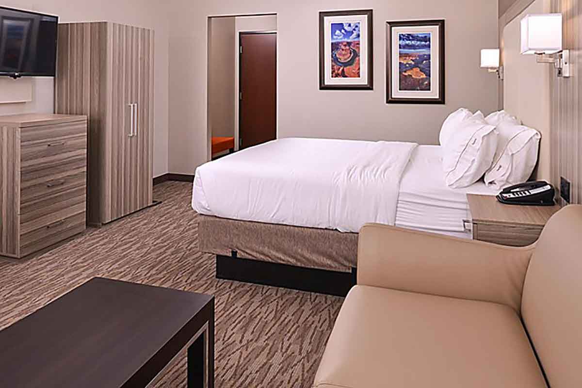 Holiday Inn Express & Suites Williams Arizona