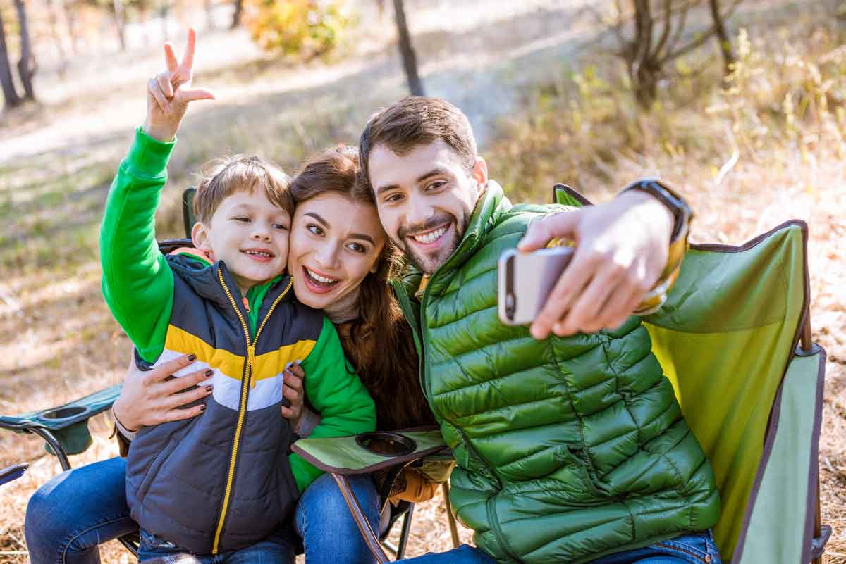 Williams Vacation Ideas - Happy Family Outdoors