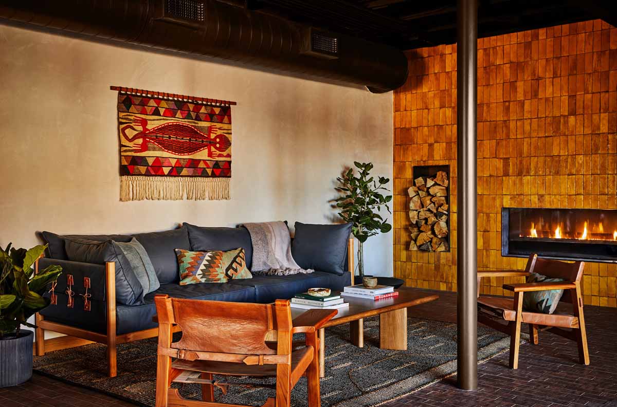 Trailborn Grand Canyon_Lobby Southwestern Decor